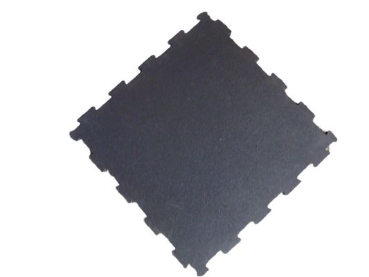 Guter Preis 1000X1000X40mm GYM Verriegelung Gummifliesen kundenspezifische Verriegelung Gewichtsraum Fußboden Rot Online